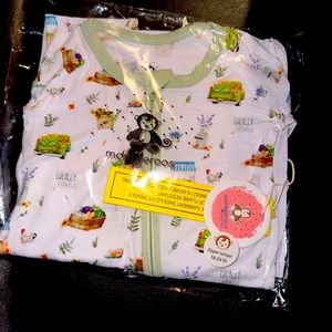 Monkeeroos “HOMEGROWN PRINT” ROMPER ZIPPY 18/24 NWT